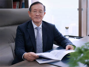 郭健源 Founder and Chairman